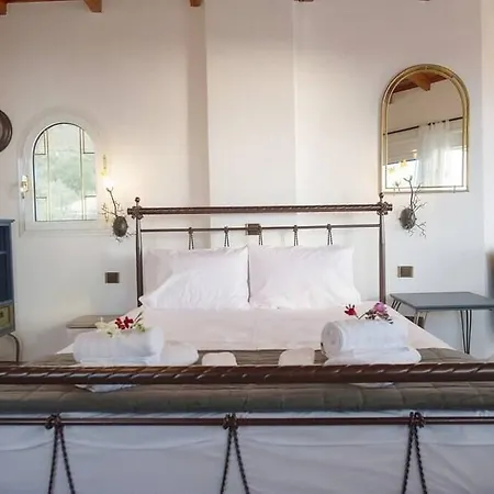 Eros Loft With Pool Near The