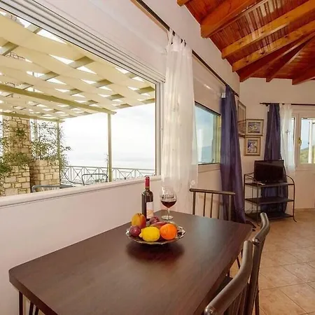 Eros Loft With Pool Near The